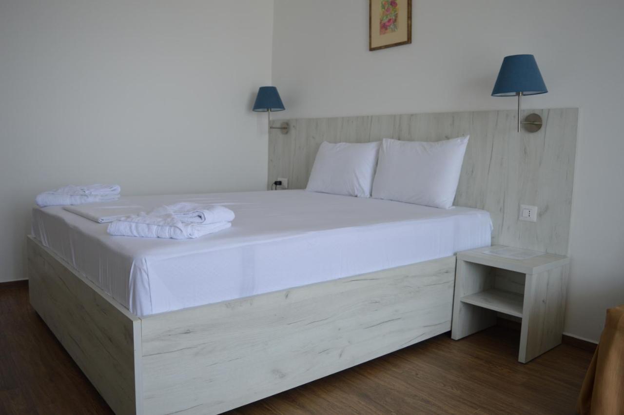 סטאר דויירן Hotel La Terrazza מראה חיצוני תמונה